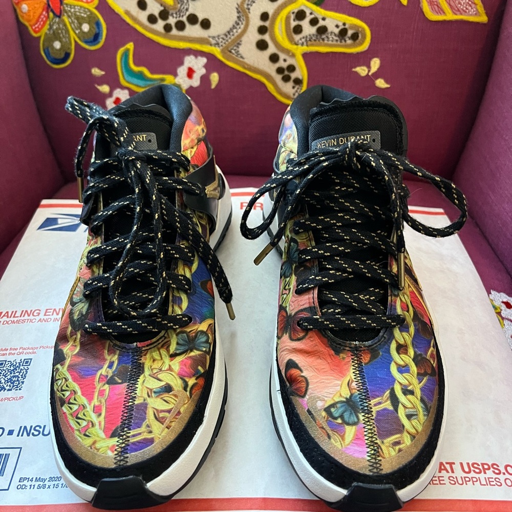Nike KD 13 Kevin Durant Basketball Shoes Men’s 8 or Women’s 9.5